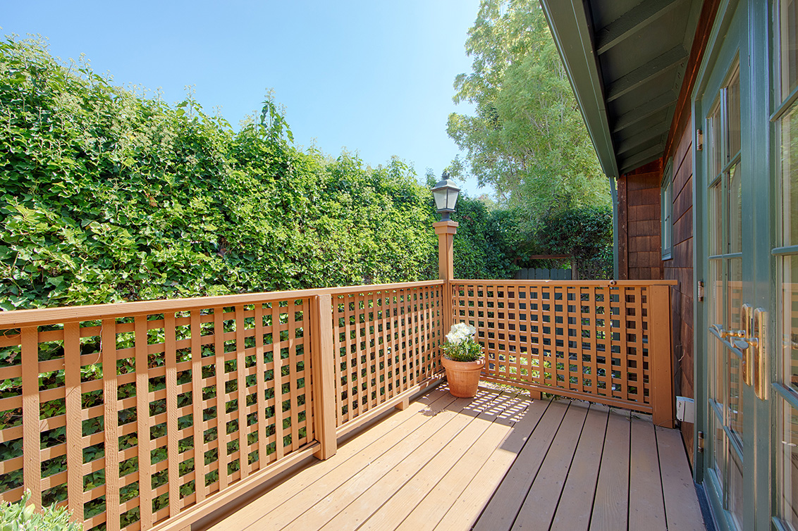 Deck (A) Picture - 624 Harvard Ave, Menlo Park 94025 Deck (A) picture - 624 Harvard Ave, Menlo Park 94025