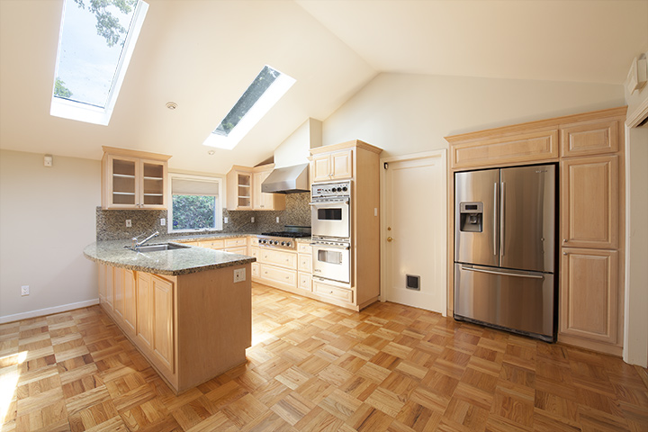 Kitchen (A) Picture - 554 Hilbar Ln, Palo Alto 94303 Kitchen (A) picture - 554 Hilbar Ln, Palo Alto 94303
