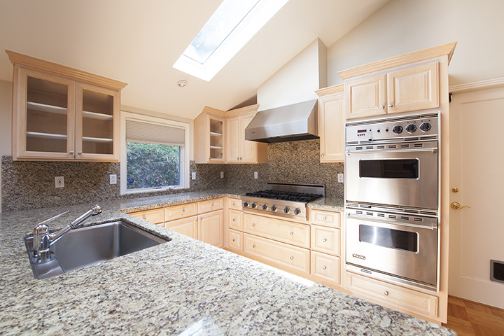 Kitchen (B) Picture - 554 Hilbar Ln, Palo Alto 94303 Kitchen (B) picture - 554 Hilbar Ln, Palo Alto 94303
