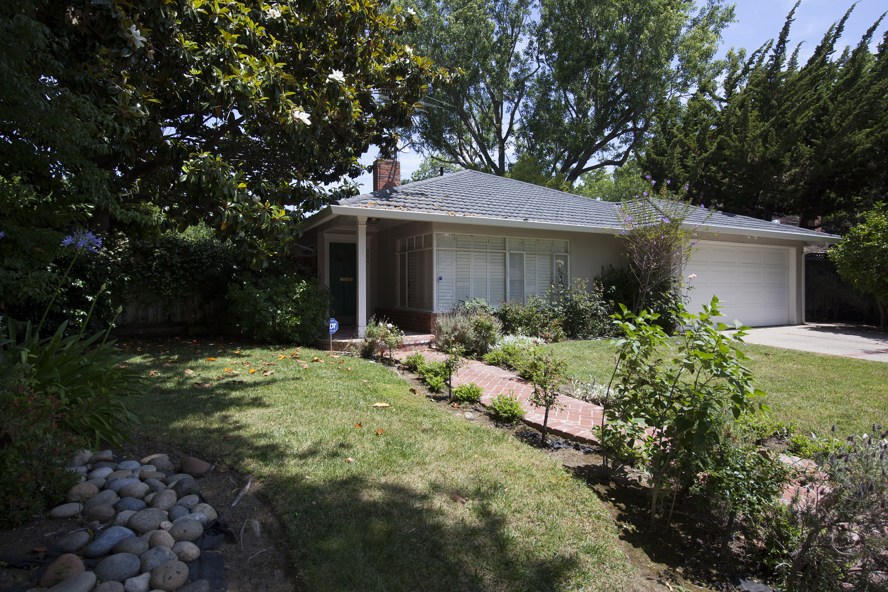 554 Hilbar Ln - Palo Alto