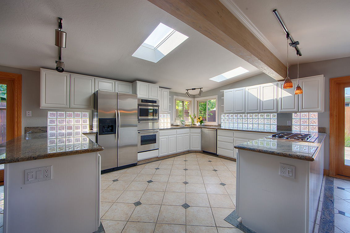 Kitchen - 2311 Jewell Pl, Mountain View 94043