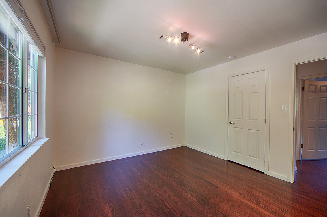 Bedroom 2 (D) picture - 3921 Kingridge Dr, San Mateo 94403