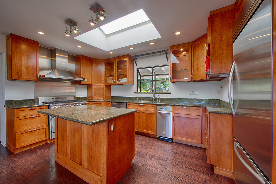 Kitchen - 3921 Kingridge Dr, San Mateo 94403