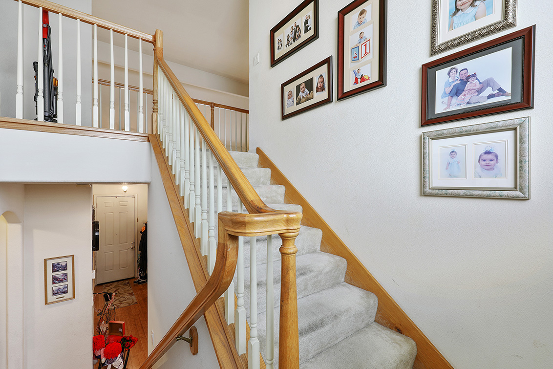 Stairs (A) picture - 2270 Lenox Pl, Santa Clara 95054