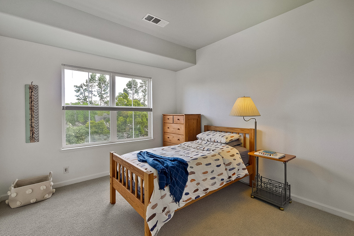 Bedroom 3 (A) Picture - 127 Montelena Ct, Mountain View 94040 Bedroom 3 (A) picture - 127 Montelena Ct, Mountain View 94040