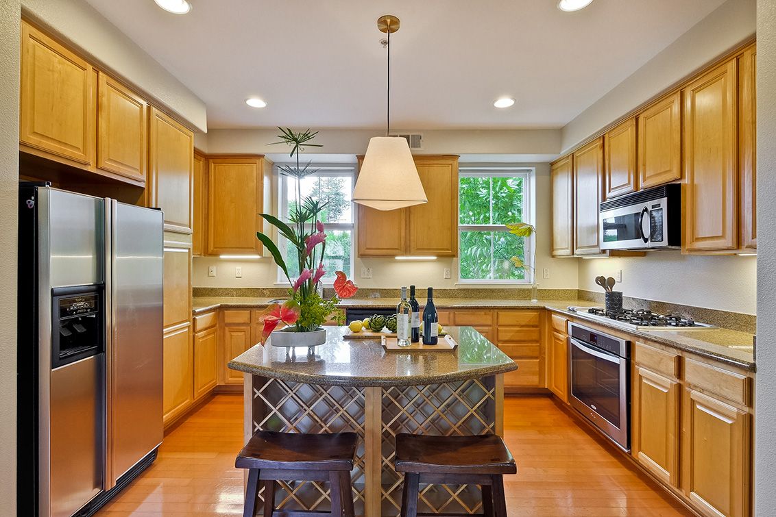 Kitchen - 127 Montelena Ct, Mountain View 94040