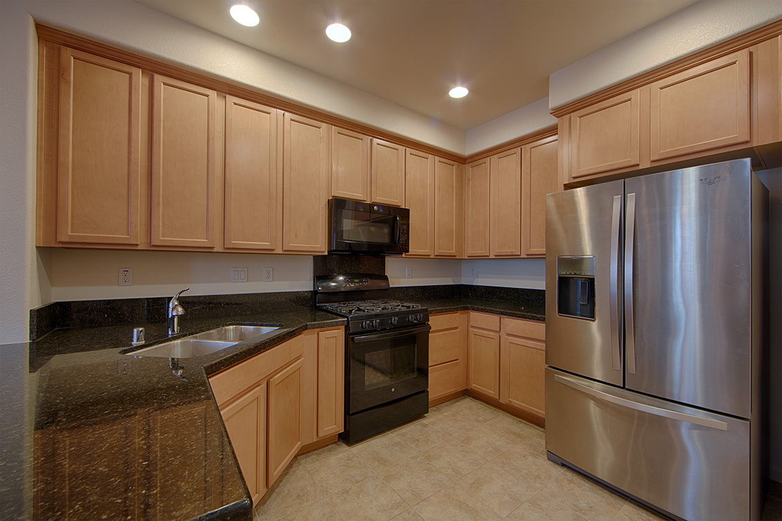 Kitchen - 158 Newbury St, Milpitas 95035