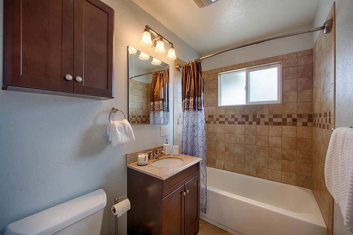 Bathroom 2 (A) Picture - 4718 Nicolet Ave, Fremont 94536 Bathroom 2 (A) picture - 4718 Nicolet Ave, Fremont 94536