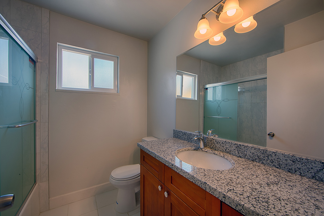 Unit 2 Bathroom (A) Picture - 1662 Ontario Dr, Sunnyvale 94087 Unit 2 Bathroom (A) picture - 1662 Ontario Dr, Sunnyvale 94087