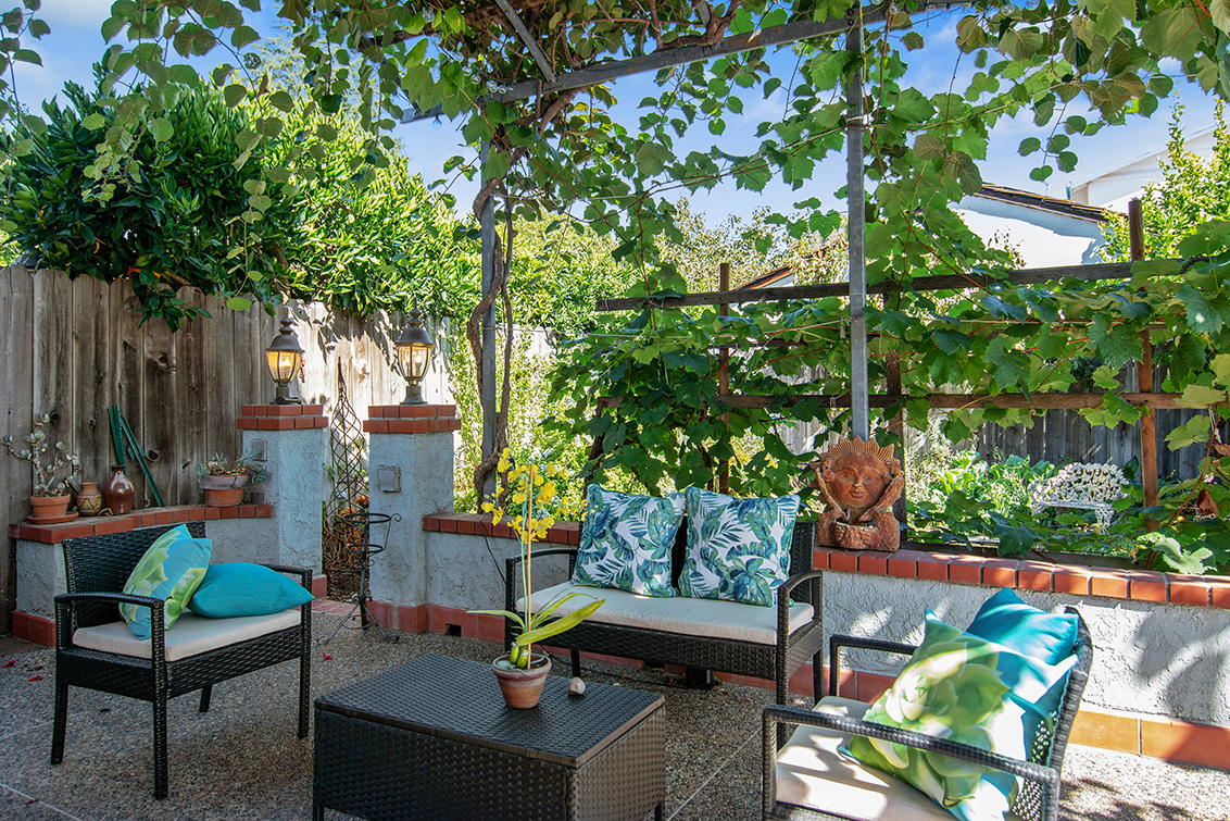 Patio (A) Picture - 83 Orchard Ave, Redwood City 94061 Patio (A) picture - 83 Orchard Ave, Redwood City 94061
