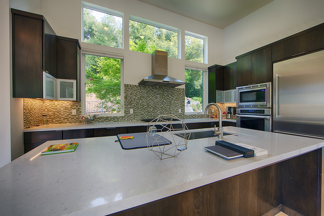 Kitchen (B) picture - 16860 Quarry Rd, Los Gatos 95030