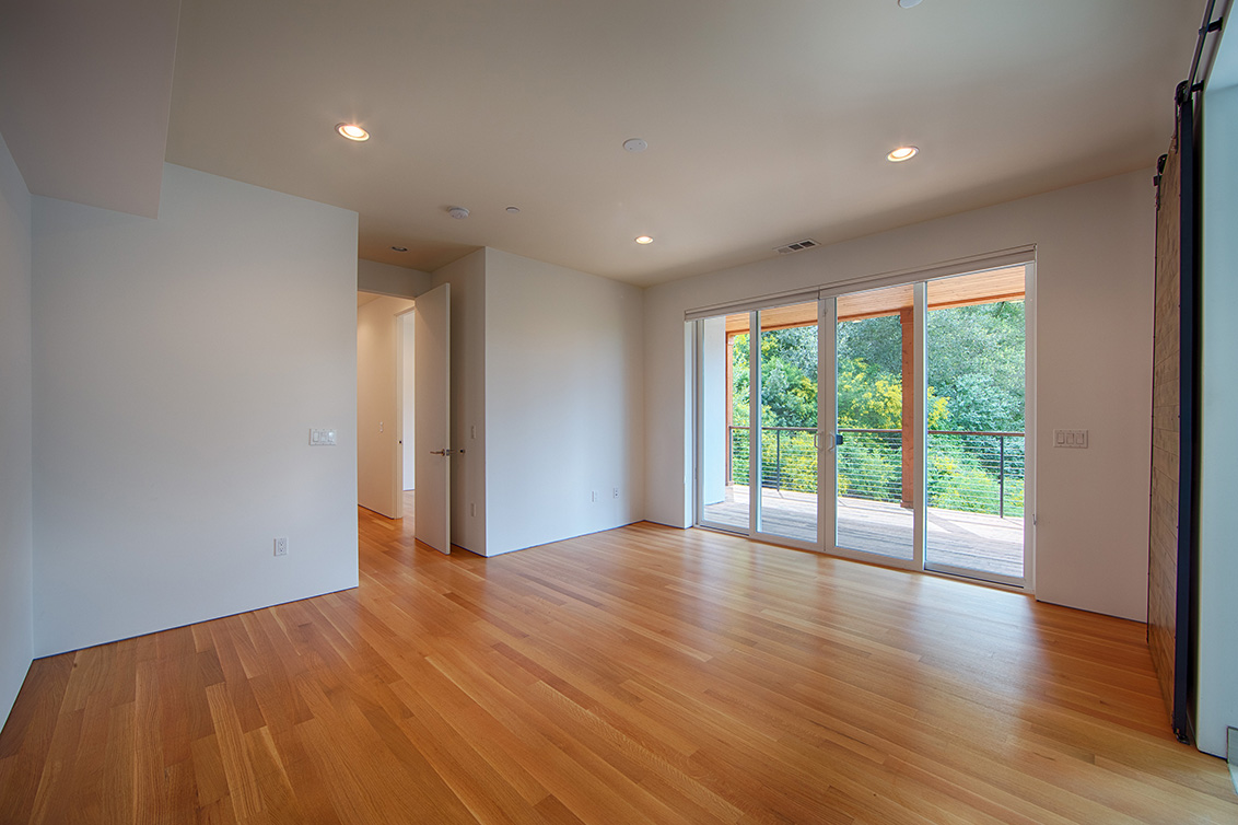 Master Bedroom (B) picture - 16860 Quarry Rd, Los Gatos 95030
