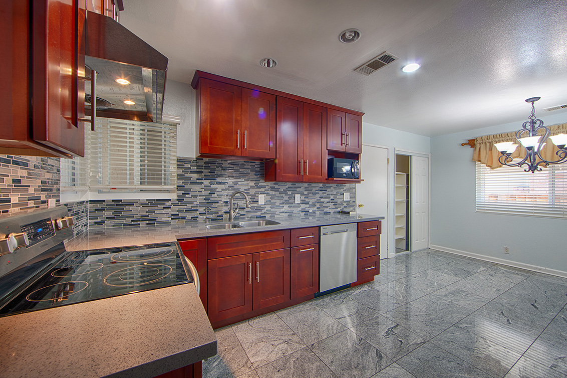 Kitchen - 1723 Queens Crossing Dr, San Jose 95132