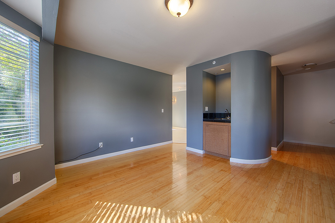 Family Room (B) Picture - 444 San Antonio Rd 9d, Palo Alto 94306 Family Room (B) picture - 444 San Antonio Rd 9d, Palo Alto 94306