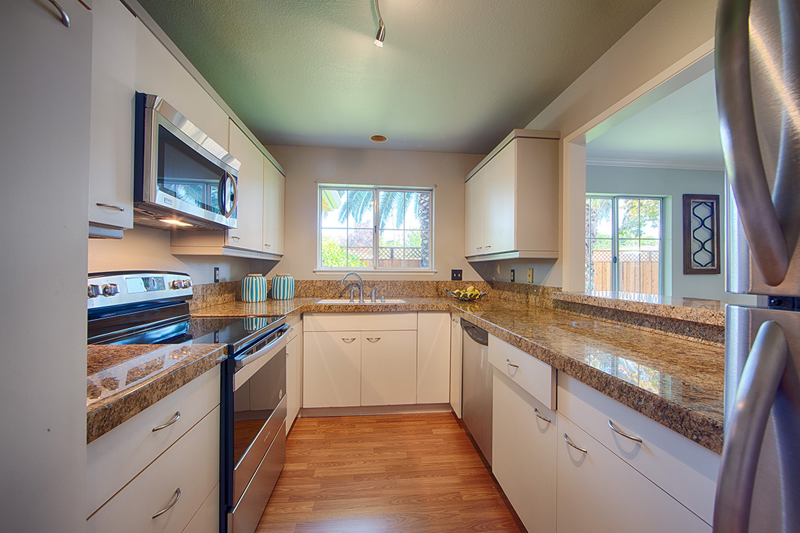 Kitchen - 271 Sierra Vista Ave 9, Mountain View 94043
