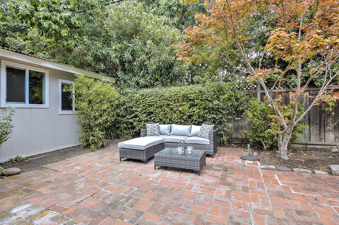 Patio (A) picture - 3753 Starr King Cir, Palo Alto 94306