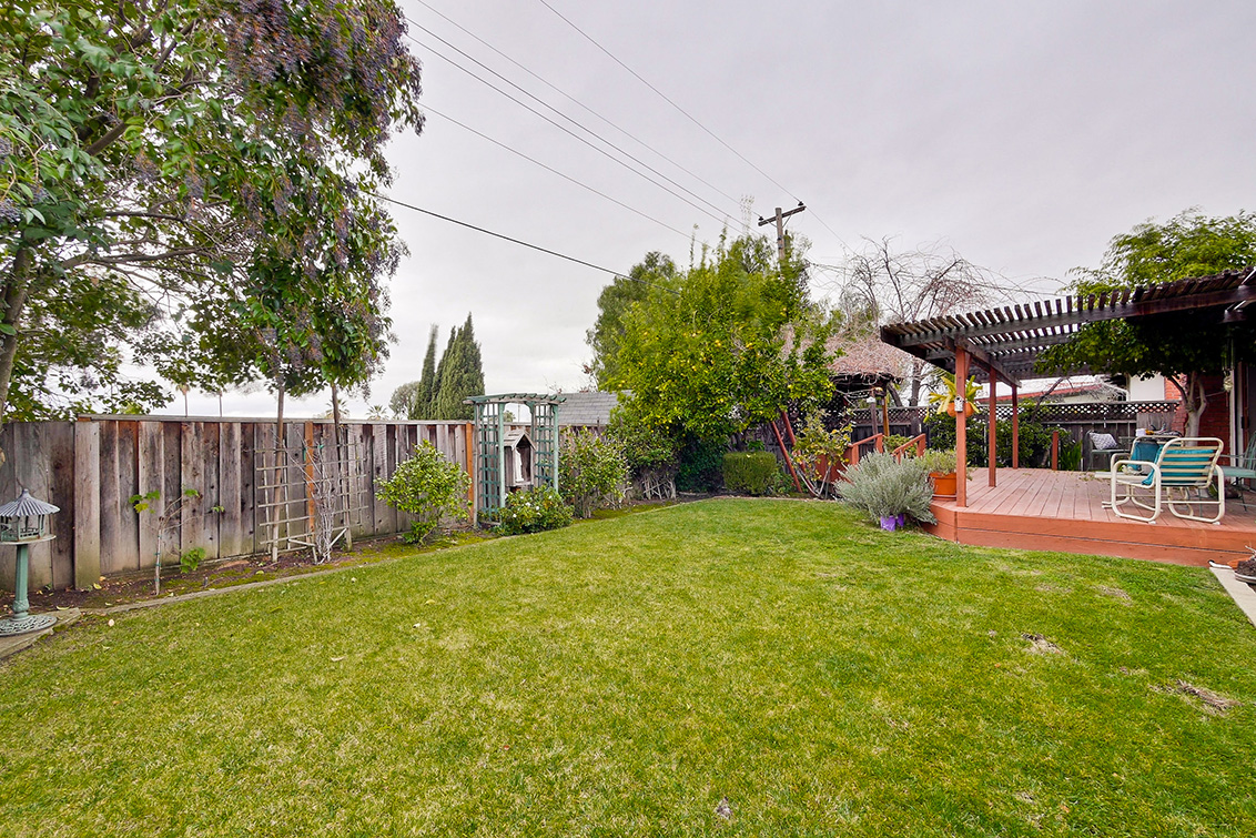 Backyard (D) Picture - 1475 Stone Creek Dr, San Jose 95132 Backyard (D) picture - 1475 Stone Creek Dr, San Jose 95132