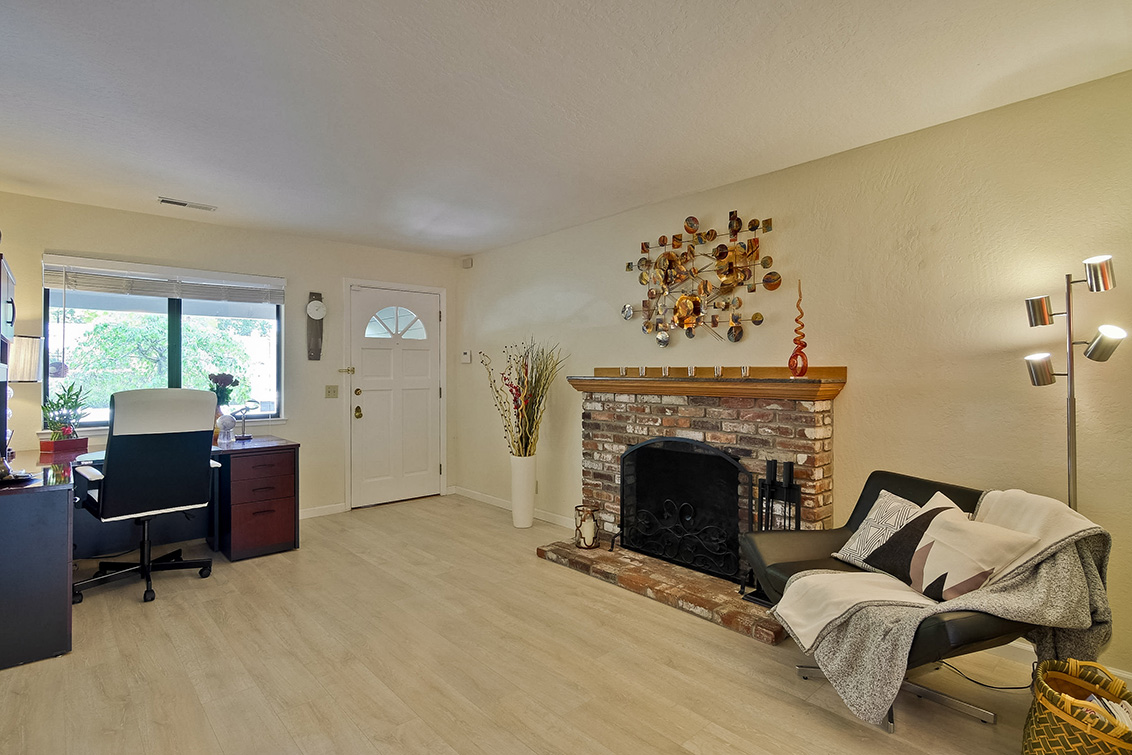 Living Room (A) Picture - 4237 Suzanne Dr, Palo Alto 94306 Living Room (A) picture - 4237 Suzanne Dr, Palo Alto 94306