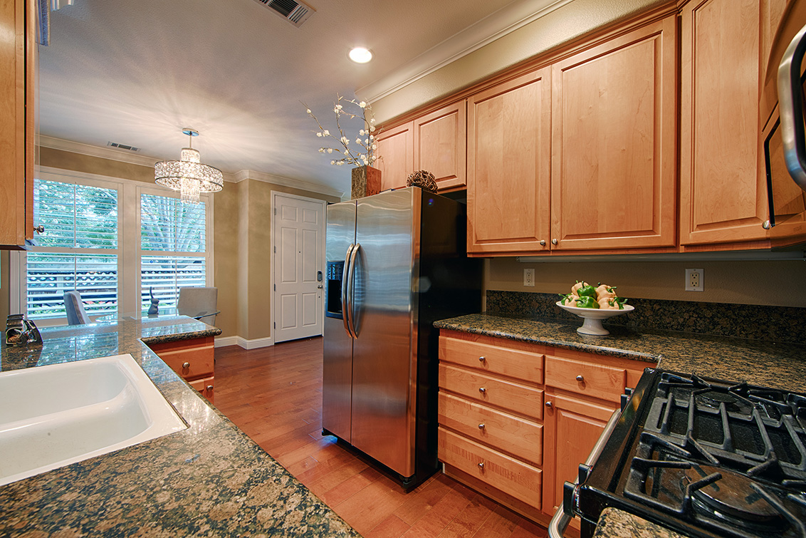 Kitchen (C) Picture - 707 Valparaiso Ave, Menlo Park 94025 Kitchen (C) picture - 707 Valparaiso Ave, Menlo Park 94025