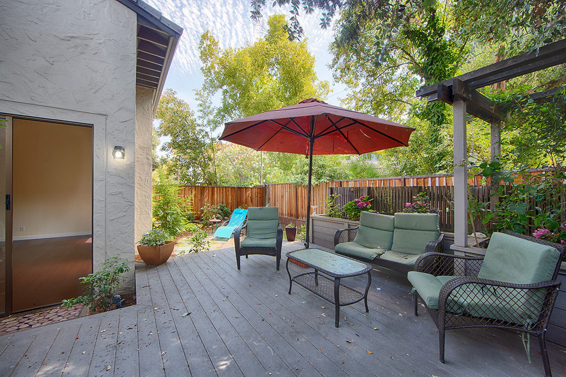 Deck (A) Picture - 4014 Villa Vera, Palo Alto 94306 Deck (A) picture - 4014 Villa Vera, Palo Alto 94306