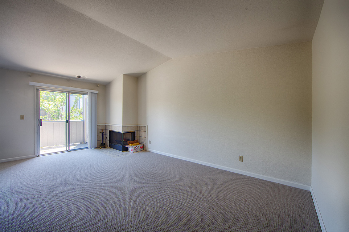Living Room - 3492 Wine Barrel Way, San Jose 95124