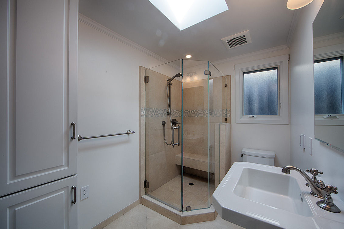 Master Bath (A) Picture - 813 Covington Rd, Belmont 94002 Master Bath (A) picture - 813 Covington Rd, Belmont 94002