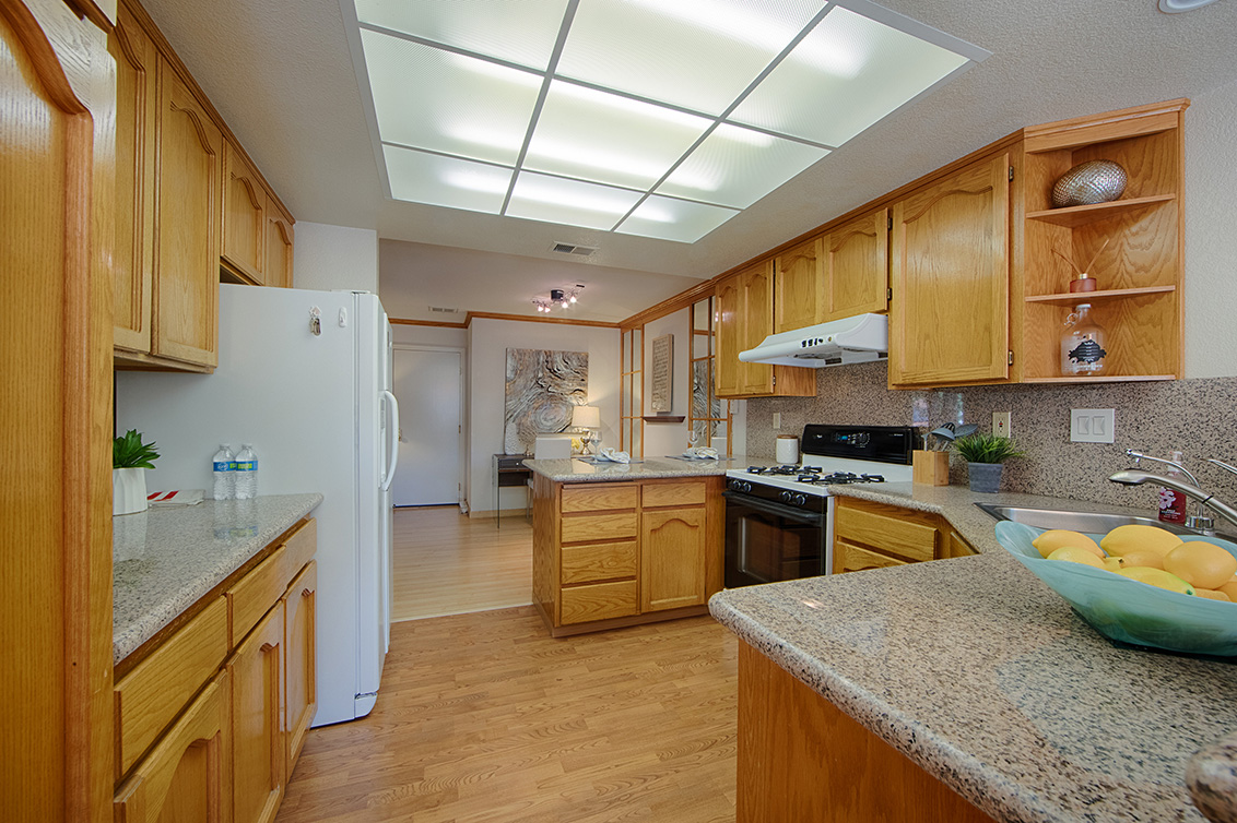 Kitchen - 2119 Cuesta Dr, Milpitas 95035