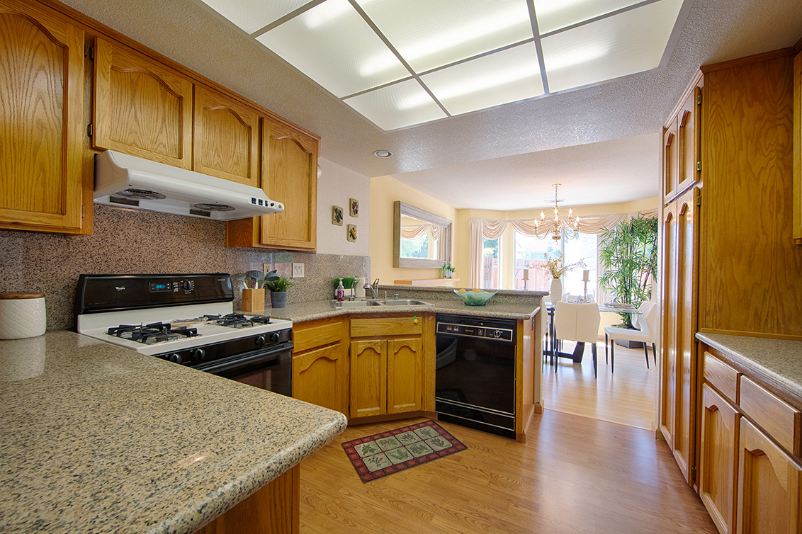 Kitchen (B) picture - 2119 Cuesta Dr, Milpitas 95035