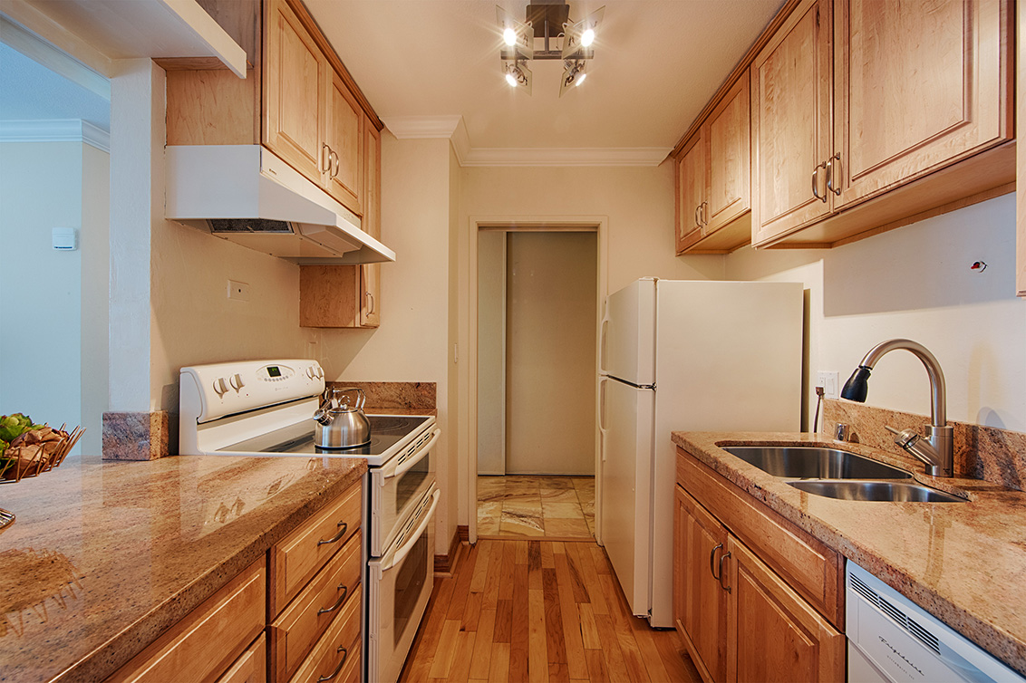 Kitchen - 400 Davey Glen Rd 4524, Belmont 94002