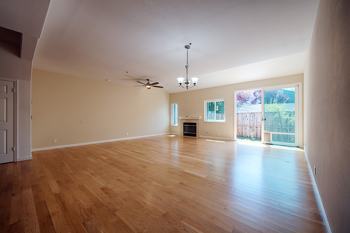 Living Room (B) Picture - 800 E Charleston Rd 15, Palo Alto 94303 Living Room (B) picture - 800 E Charleston Rd 15, Palo Alto 94303