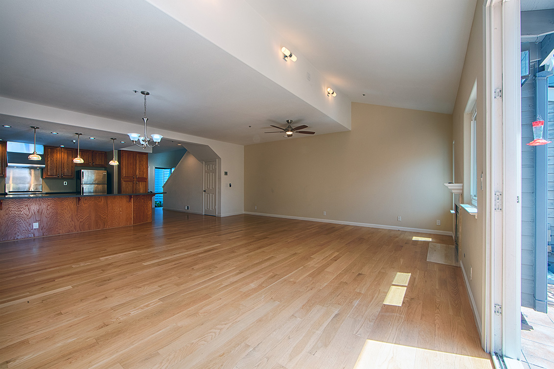Living Room (C) Picture - 800 E Charleston Rd 15, Palo Alto 94303 Living Room (C) picture - 800 E Charleston Rd 15, Palo Alto 94303