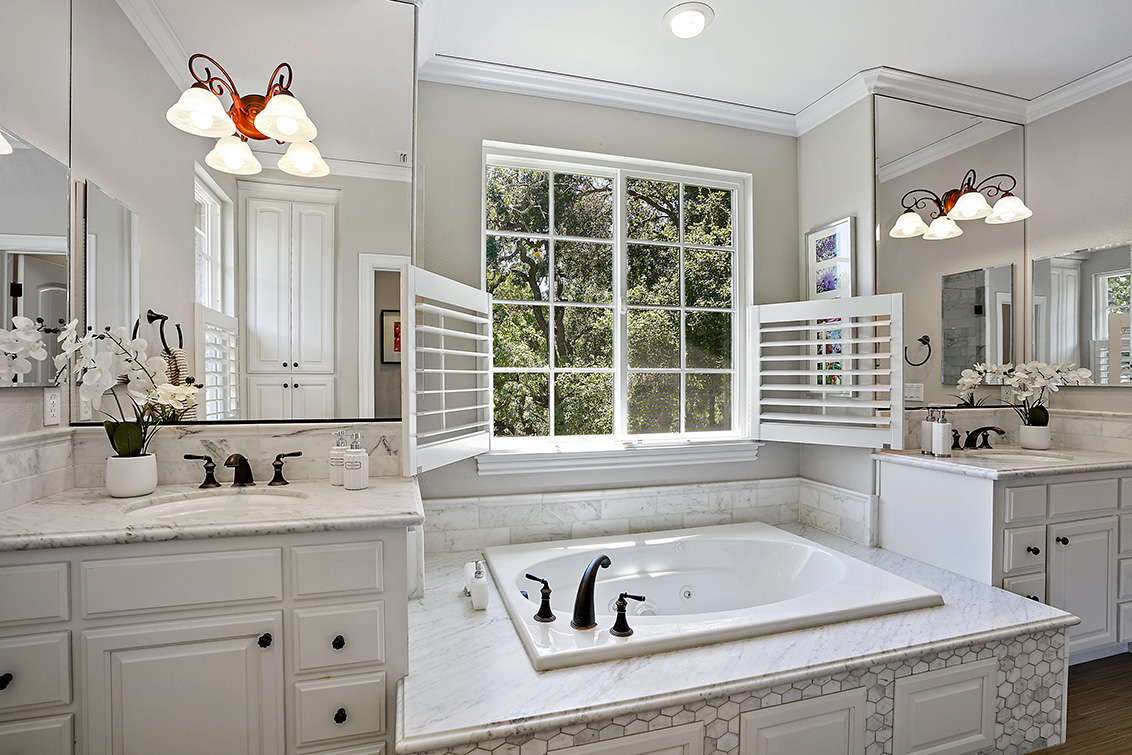 Master Bath (C) Picture - 3502 Emma Ct, Palo Alto 94306 Master Bath (C) picture - 3502 Emma Ct, Palo Alto 94306