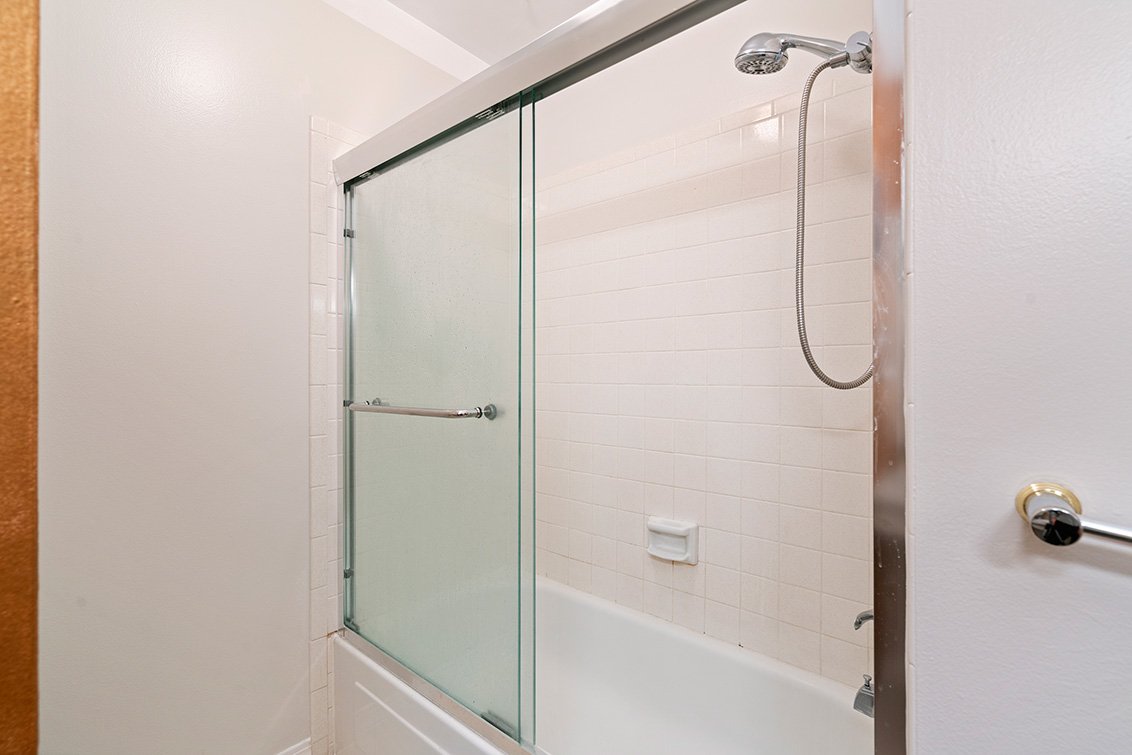 Bathroom 2 (C) Picture - 1720 Halford Ave 327, Santa Clara 95051 Bathroom 2 (C) picture - 1720 Halford Ave 327, Santa Clara 95051