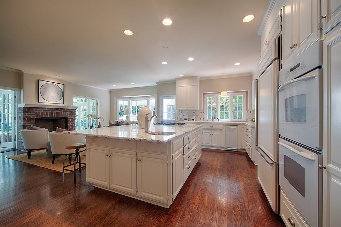 Kitchen - 1437 Hamilton Ave, Palo Alto 94301