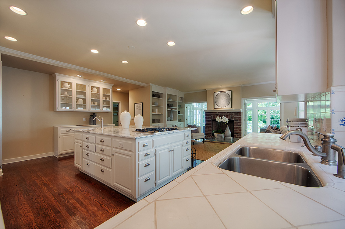 Kitchen (D) Picture - 1437 Hamilton Ave, Palo Alto 94301 Kitchen (D) picture - 1437 Hamilton Ave, Palo Alto 94301