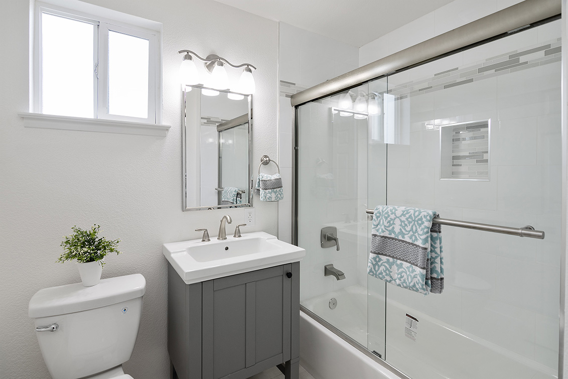 Bathroom 2 (A) picture - 1442 Hampton Dr, Sunnyvale 94087
