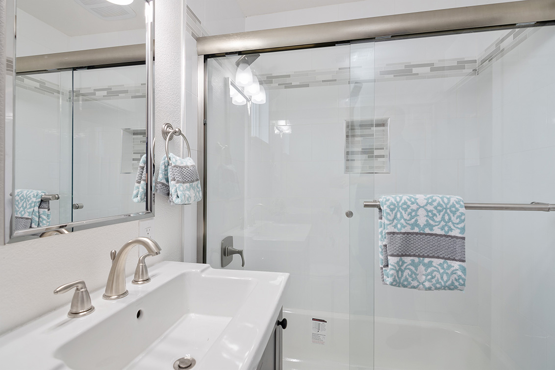 Bathroom 2 (B) picture - 1442 Hampton Dr, Sunnyvale 94087