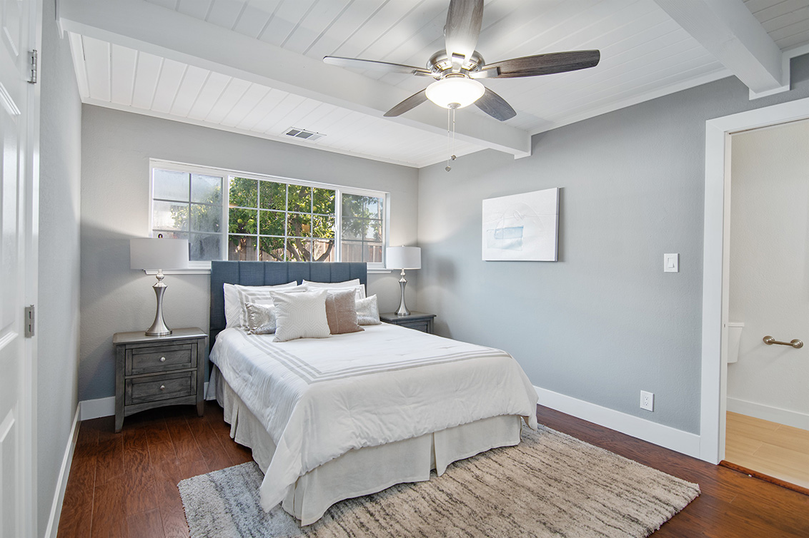 Master Bedroom (B) picture - 1442 Hampton Dr, Sunnyvale 94087