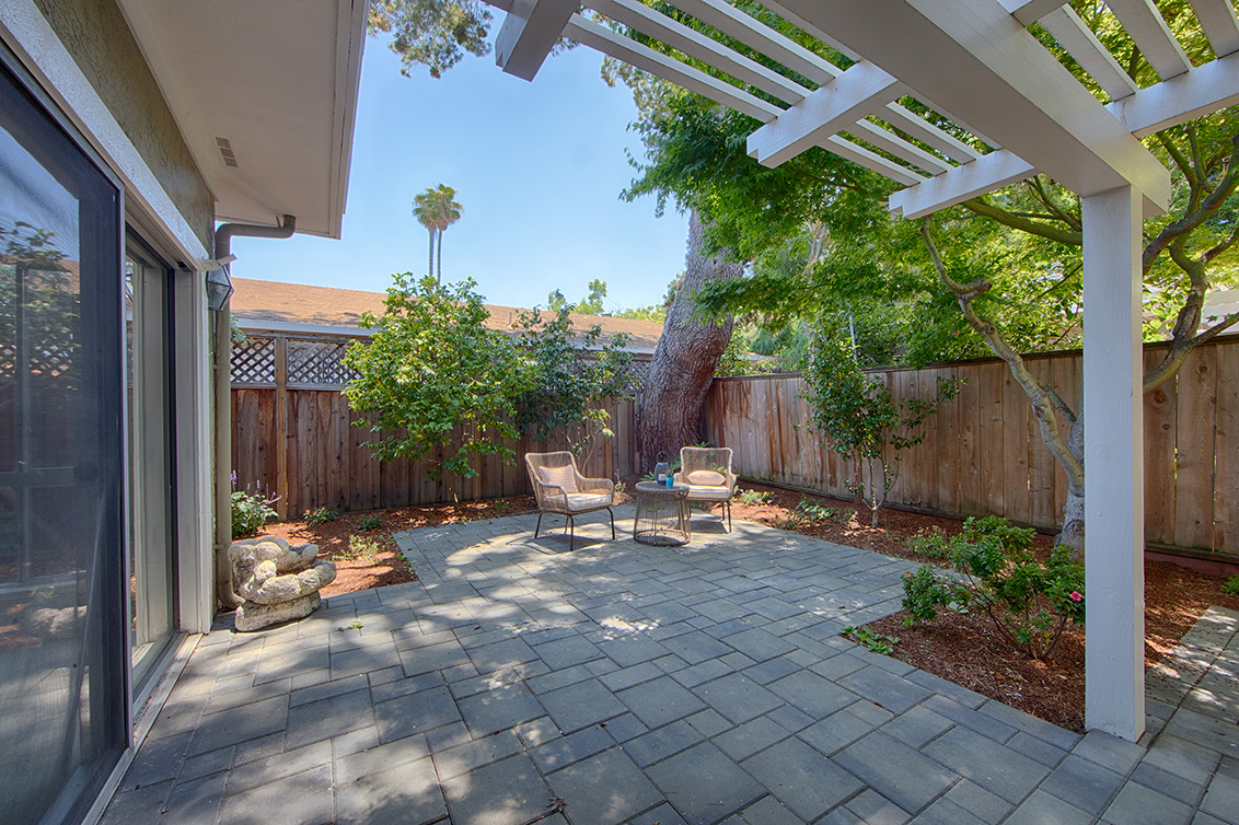 Backyard (A) Picture - 1459 Kentfield Ave, Redwood City 94061 Backyard (A) picture - 1459 Kentfield Ave, Redwood City 94061