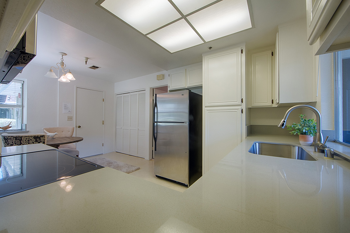 Kitchen (D) Picture - 1459 Kentfield Ave, Redwood City 94061 Kitchen (D) picture - 1459 Kentfield Ave, Redwood City 94061