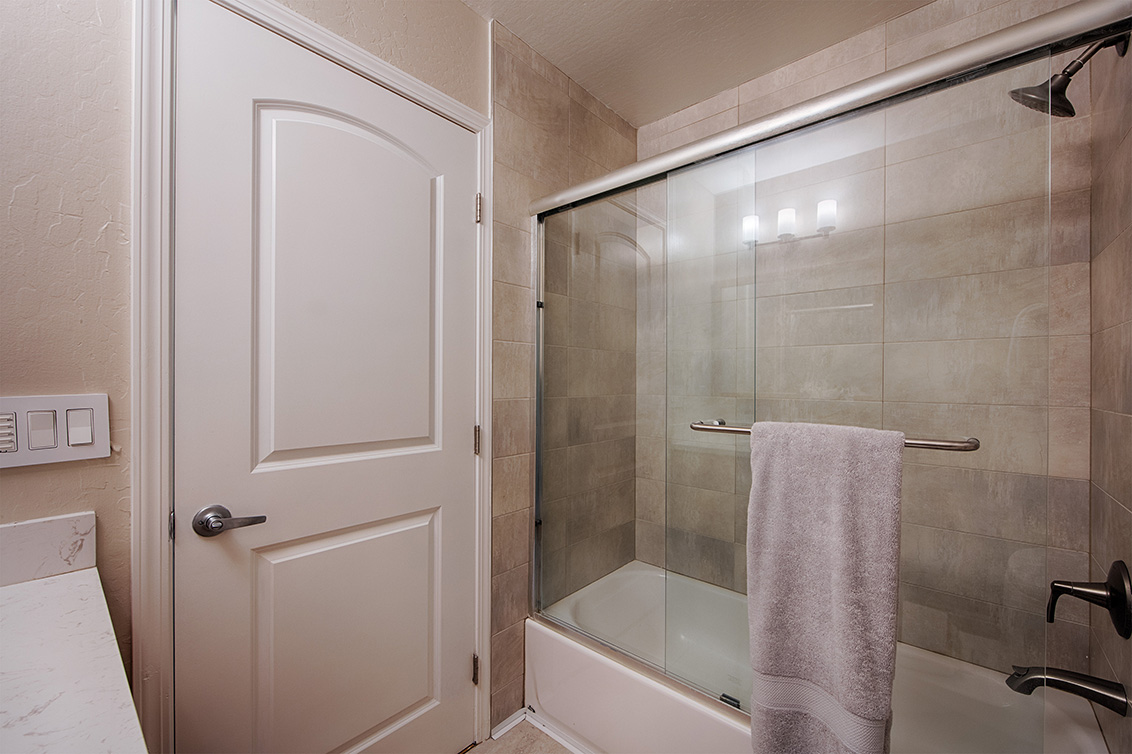 Bathroom 2 (B) Picture - 829 Kingfisher Ter, Sunnyvale 94087 Bathroom 2 (B) picture - 829 Kingfisher Ter, Sunnyvale 94087