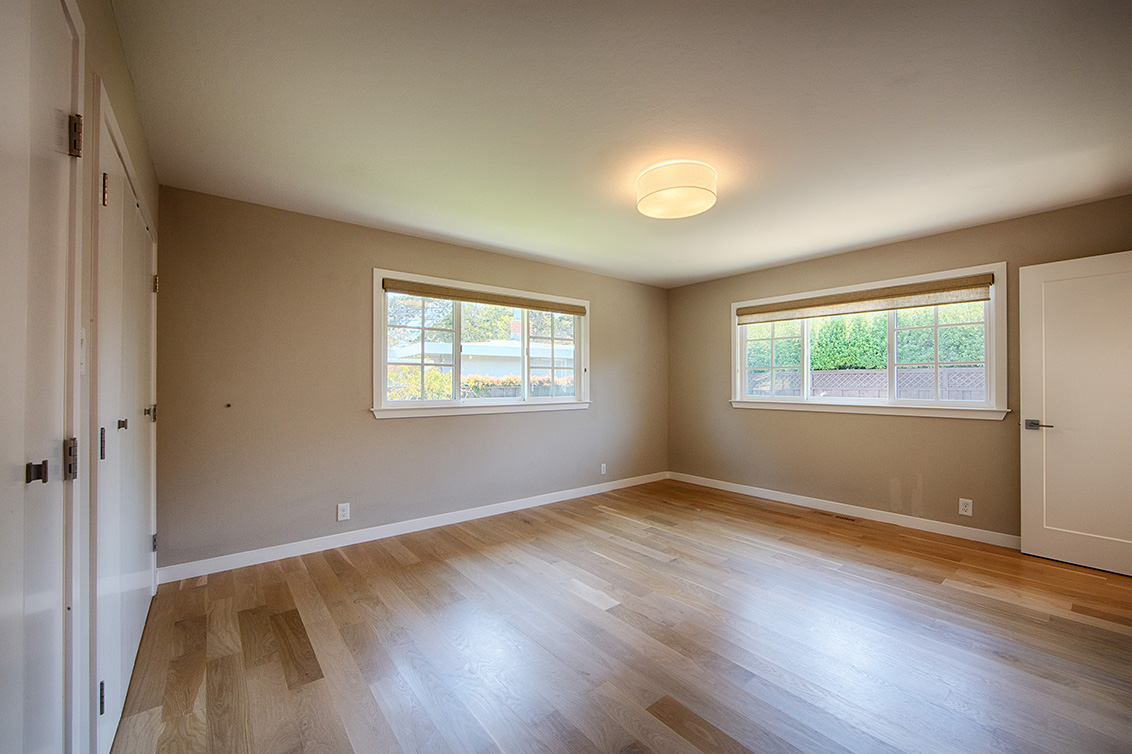Master Bedroom (B) picture - 136 Lyndhurst Ave, San Carlos 94070
