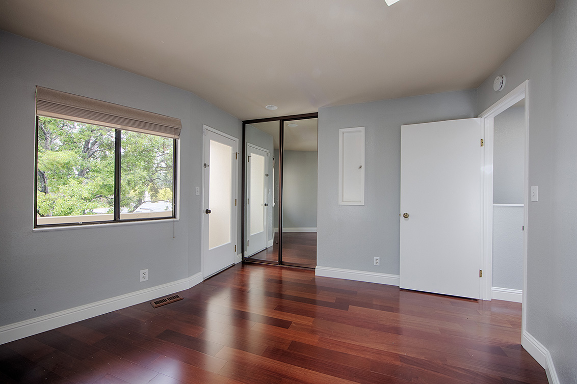 Bedroom 2 (B) picture - 406 Pepper Ave, Palo Alto 94306