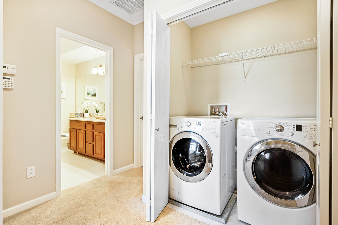 Laundry (A) Picture - 2214 Raspberry Ln, Mountain View 94043 Laundry (A) picture - 2214 Raspberry Ln, Mountain View 94043