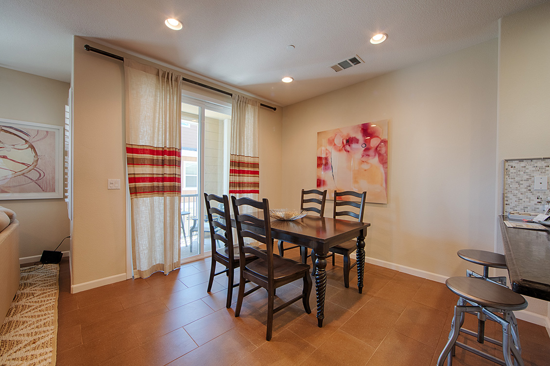 Dining Area (A) Picture - 1204 S Hummingbird Ln, San Mateo 94402 Dining Area (A) picture - 1204 S Hummingbird Ln, San Mateo 94402