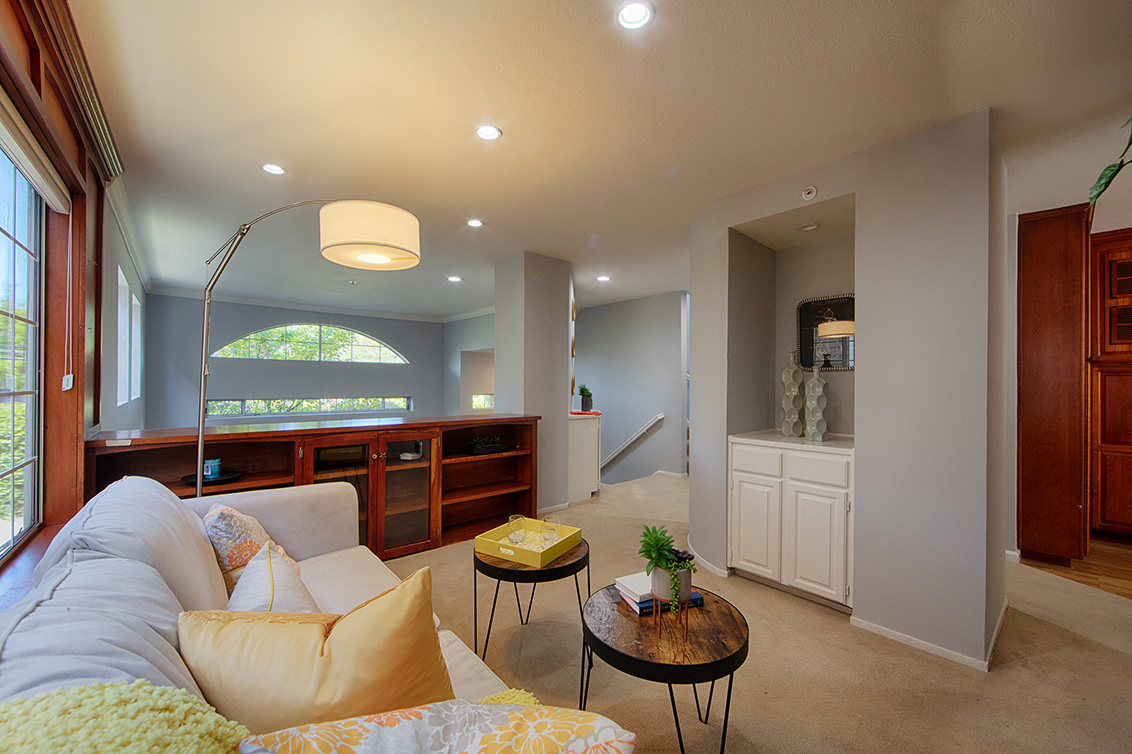 Family Room (C) Picture - 444 San Antonio Rd 4a, Palo Alto 94306 Family Room (C) picture - 444 San Antonio Rd 4a, Palo Alto 94306
