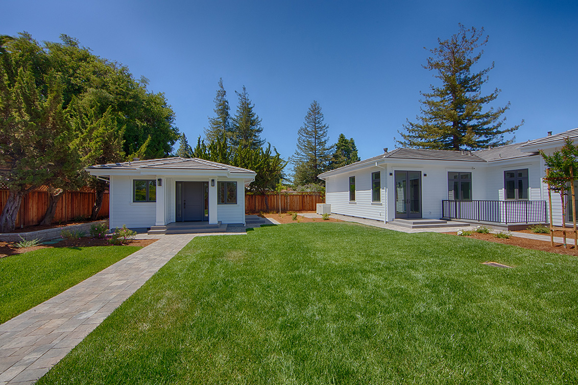 Cottage (A) Picture - 686 Spargur Dr, Los Altos 94022 Cottage (A) picture - 686 Spargur Dr, Los Altos 94022