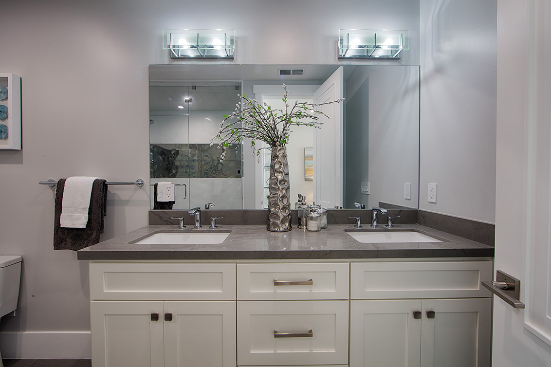 Downstairs Bath 2 (A) Picture - 686 Spargur Dr, Los Altos 94022 Downstairs Bath 2 (A) picture - 686 Spargur Dr, Los Altos 94022
