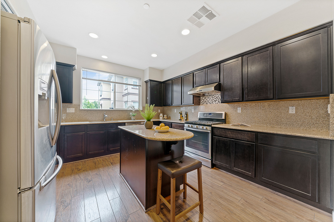 Kitchen - 5909 Via Lugano, Fremont 94555