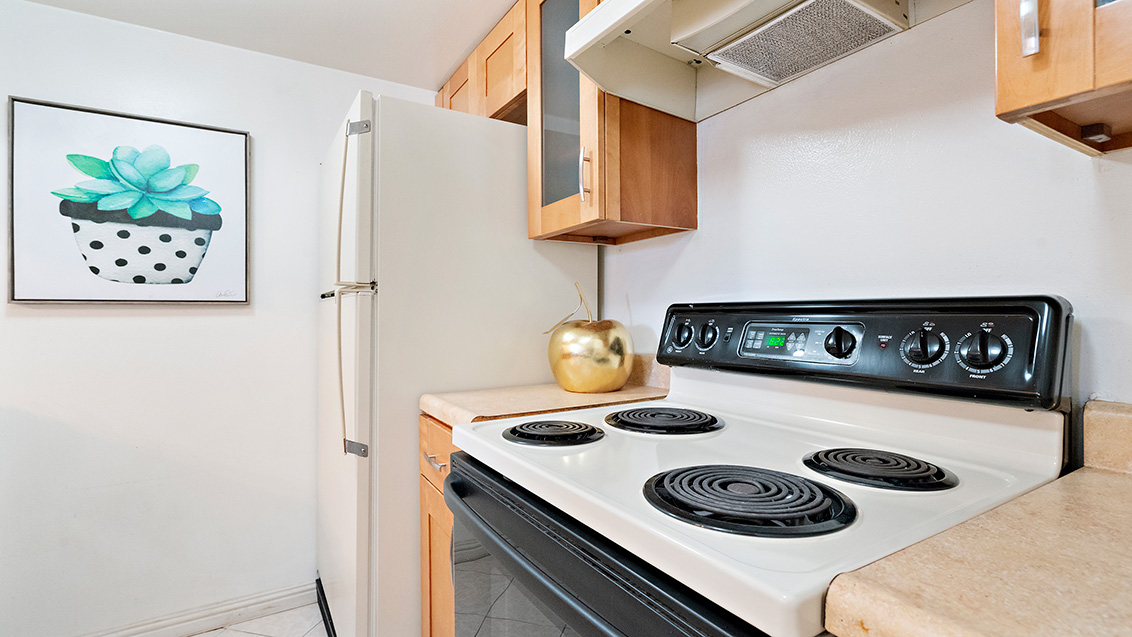 Kitchen (C) Picture - 225 W Red Oak Dr M, Sunnyvale 94086 Kitchen (C) picture - 225 W Red Oak Dr M, Sunnyvale 94086